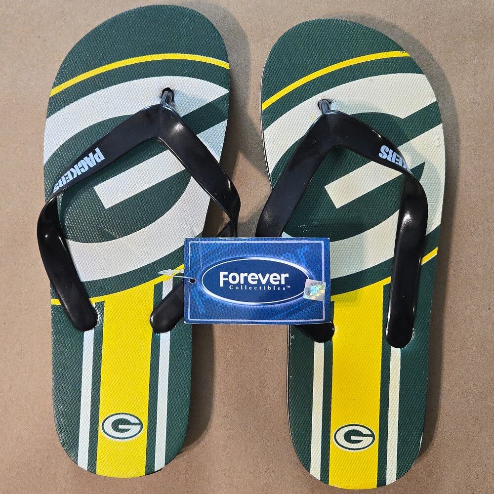 Forever Collectables - Green Bay Packers Team Unisex Flip Flops